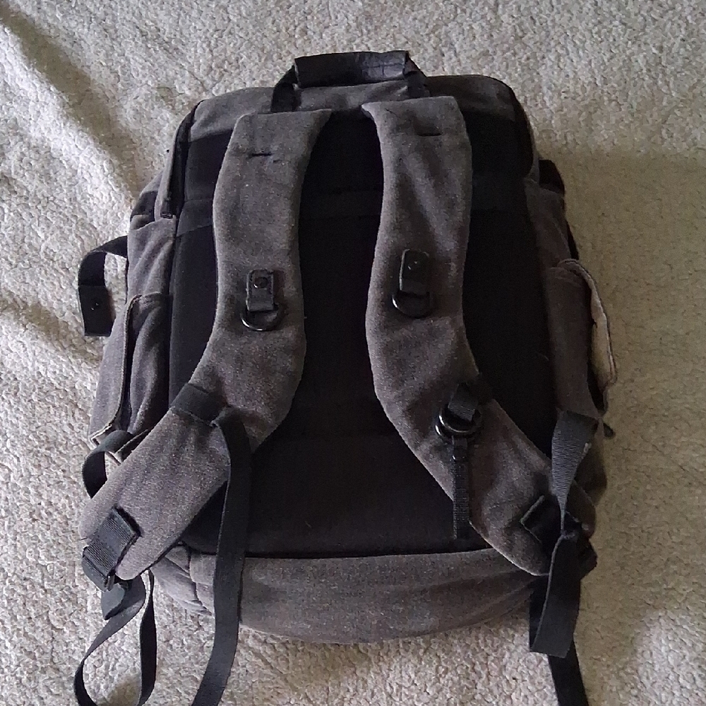 Stylish Gray Canvas Camera  Backpack - Picture 3 of 11